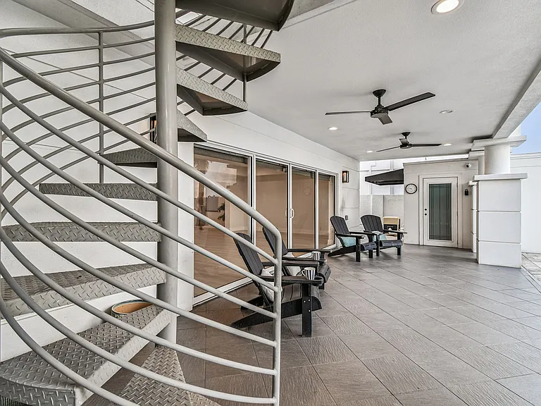 24 Adalia Ave — Photo 13