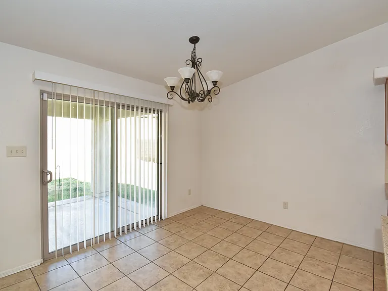 11766 E Alpha Way — Photo 16
