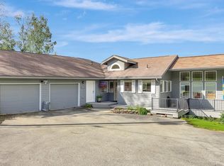 9840 Hillside Dr, Anchorage, AK 99507
