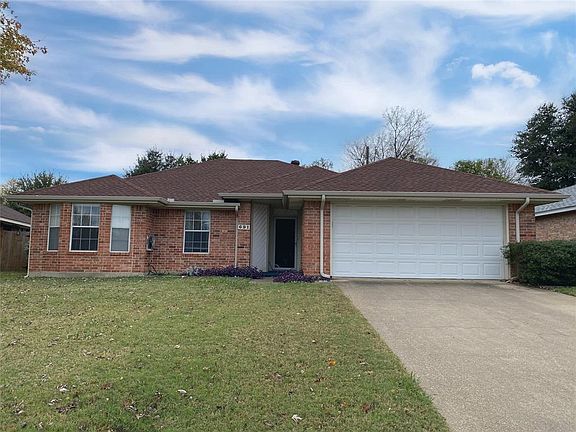 3rd image of 691 Honeysuckle Ln