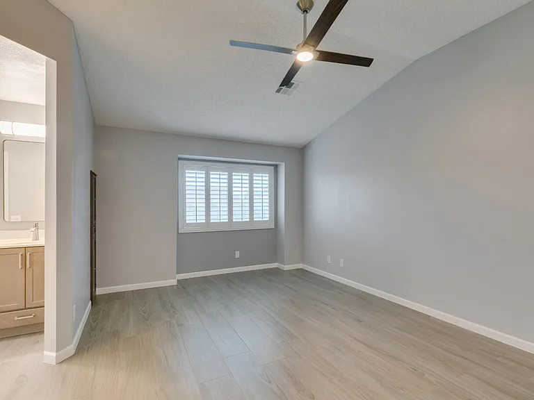 540 Sutters Mill Rd — Photo 40