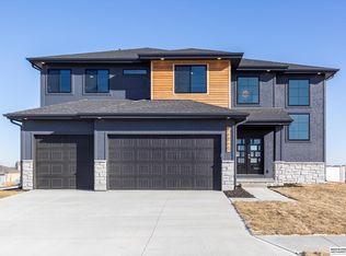11715 S 123rd Ave, Papillion, NE 68046