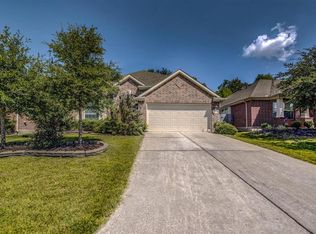 2221 Oak Circle Dr N, Conroe, TX 77301