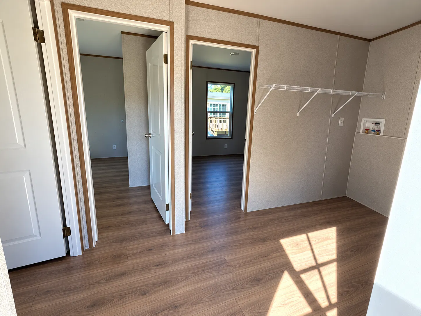 3 bed, $1,600 — Photo 4