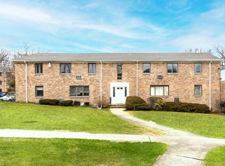 16 Troy Dr APT D, Springfield, NJ 07081