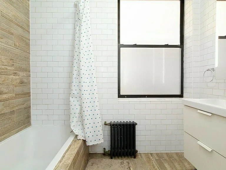 447 Rogers Ave #2R — Photo 7
