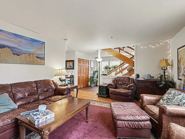 623 Marine St. — Photo 17