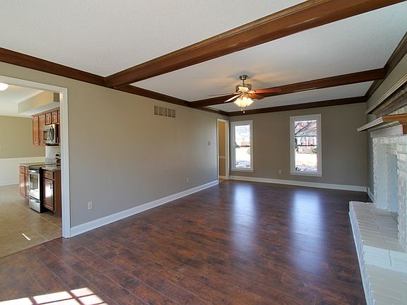 4th image of 1080 Mills Springs Cv