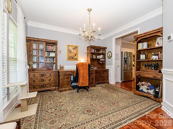 5th image of 6815 Tanners Creek Dr