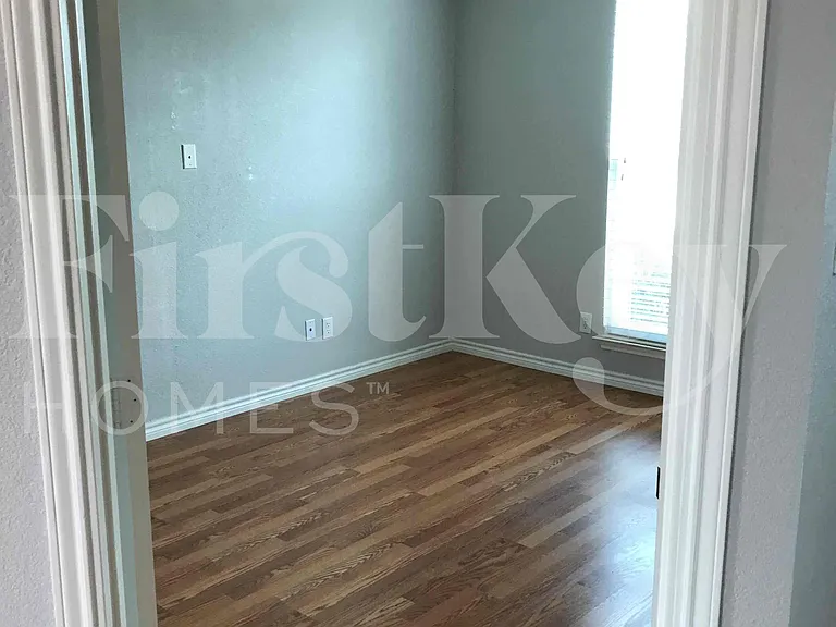 1027 Sea Shell Dr — Photo 6