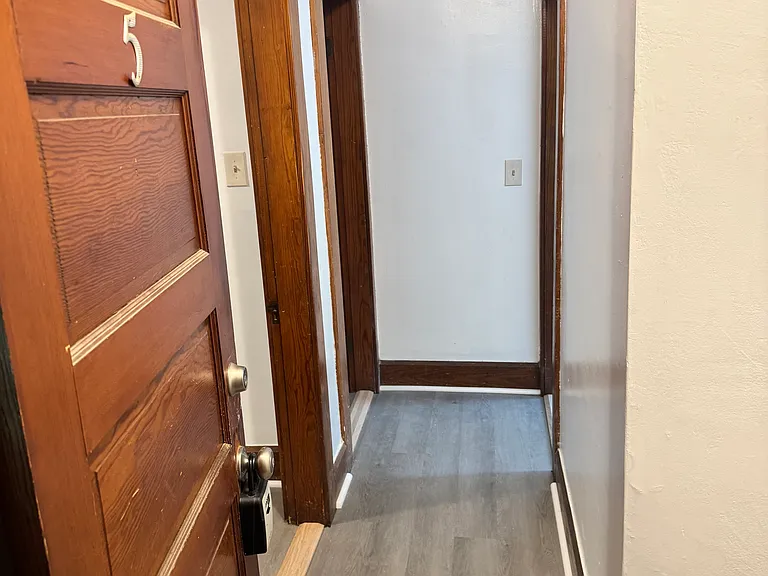 64-66 Peabody St #5 — Photo 1