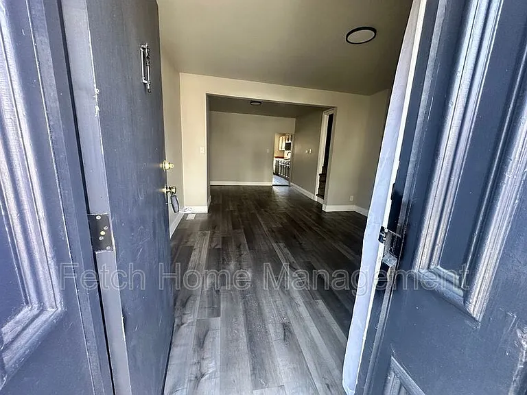 334 Lehman St — Photo 3
