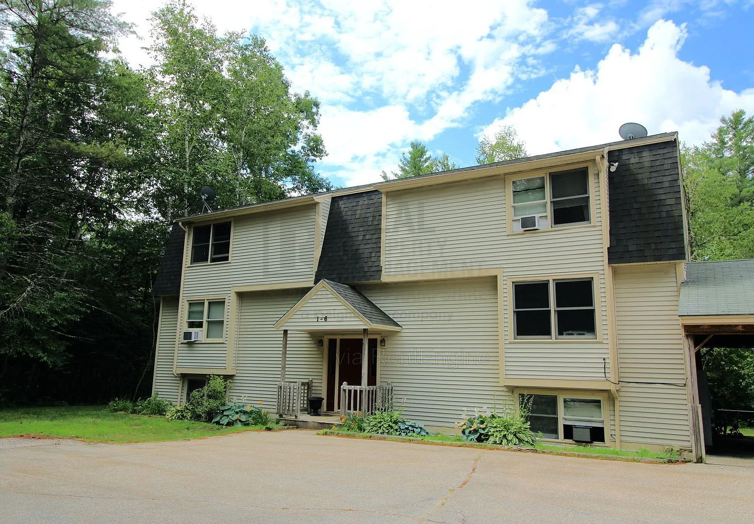 1 bed, 1.0 bath, $1,600 — Photo 1
