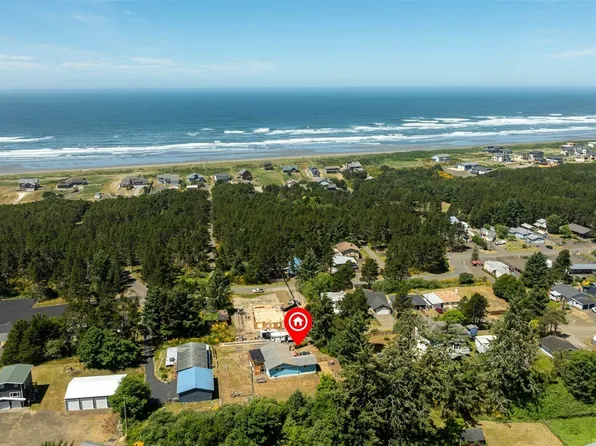 1856 Hoquiam Lane S, Westport, WA 98595