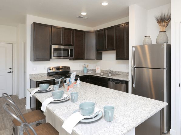 1400 Avenue Of The Oaks UNIT 437