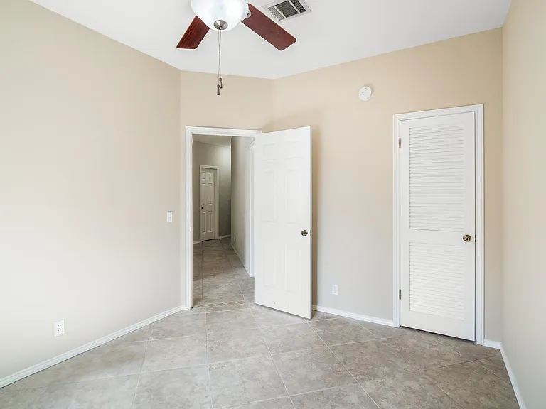 6664 Ruxton Ln — Photo 16