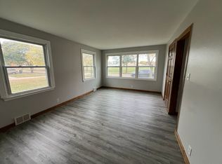 5009 N 46th St, Milwaukee, WI 53218