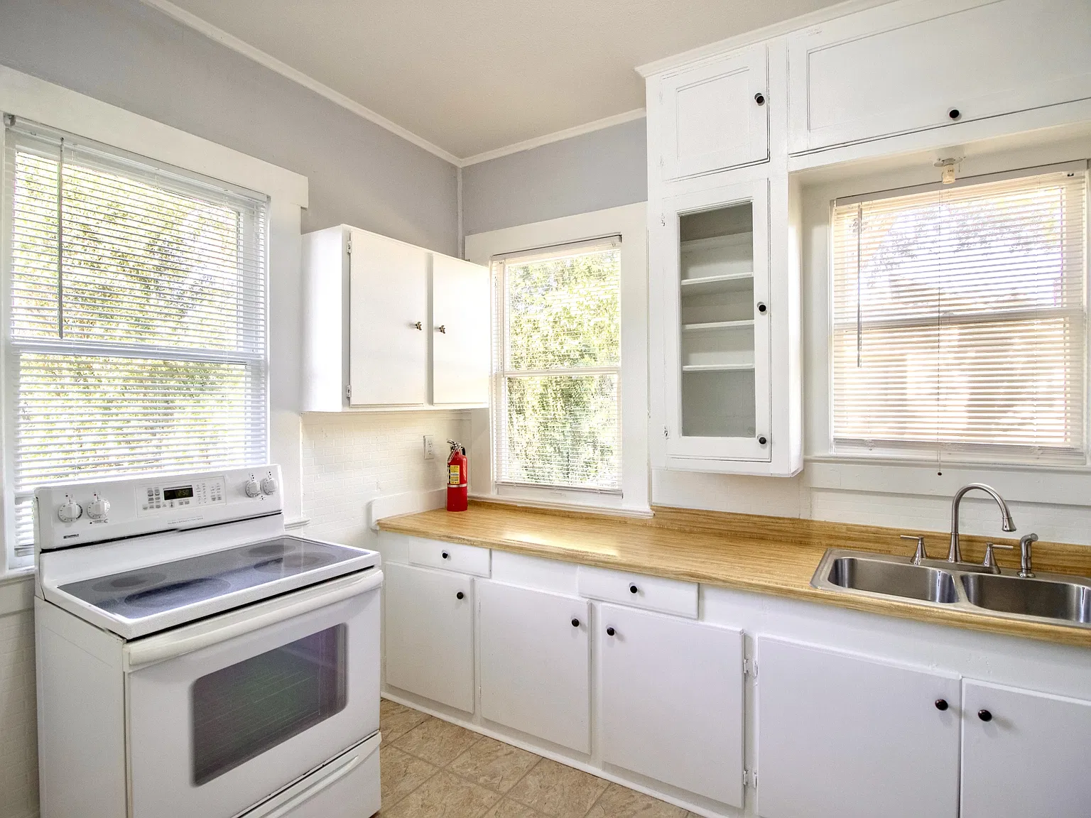 College Duplex - 2 — Photo 3