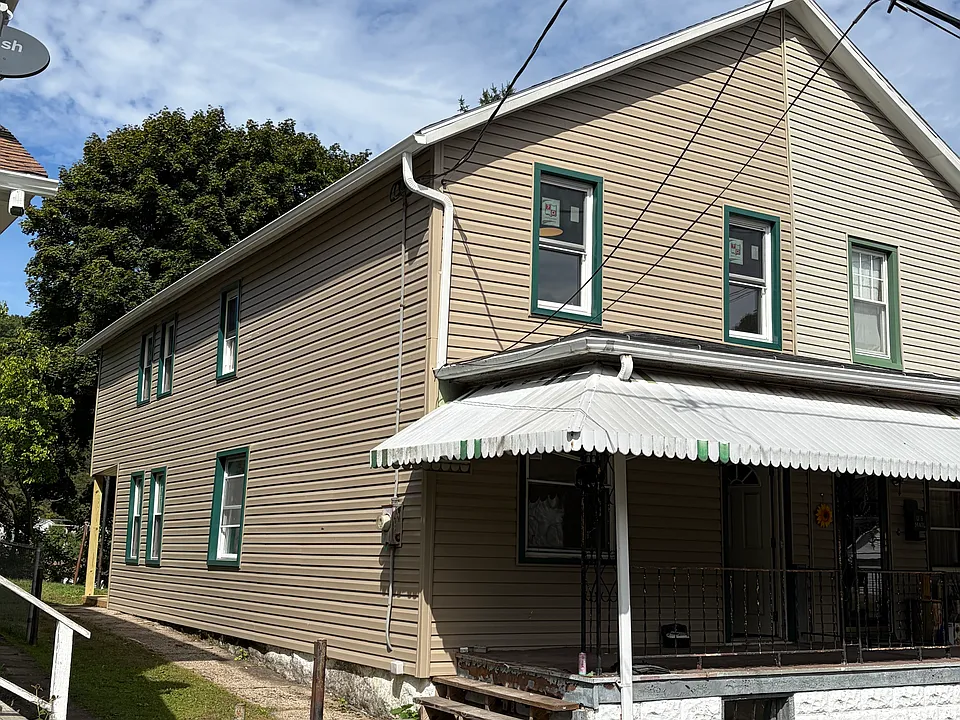 8 Orchard St