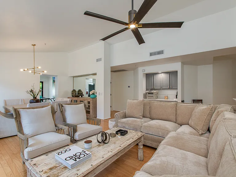 8700 E Mountain View Rd #1084 — Photo 8