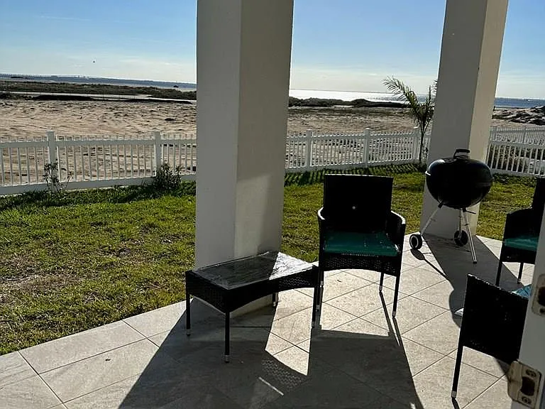 303 Shore Dr #2 — Photo 32