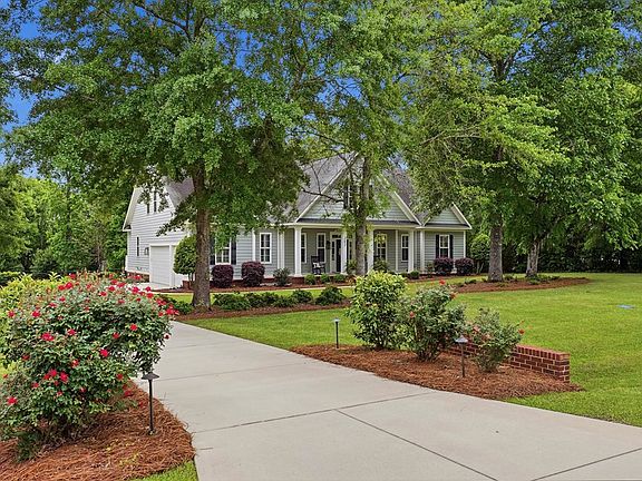 5th image of 202 Wiregrass Way