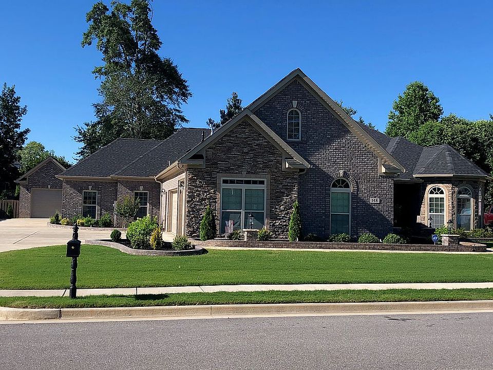 1st image of 148 Holbrook Dr