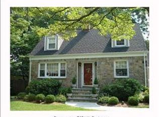 32 Richmond Hill Rd, Norwalk, CT 06854