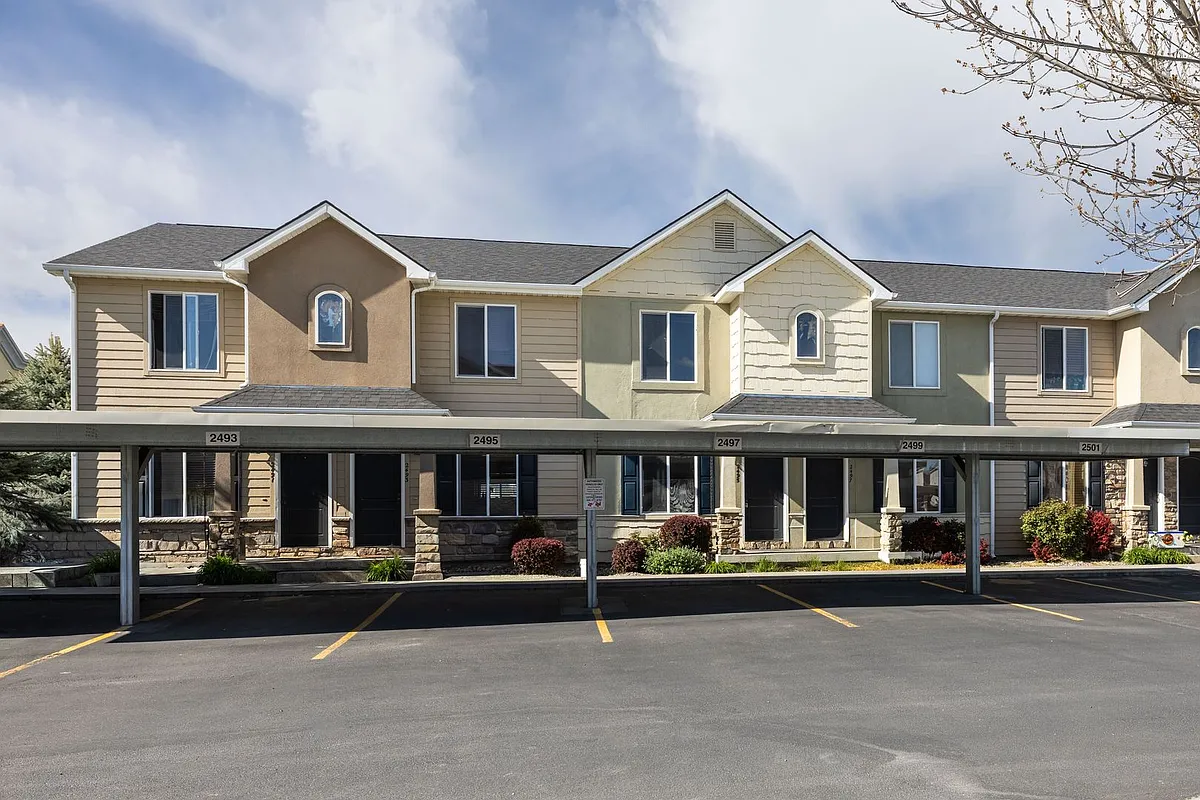 Building Photo - 2495 Eagle Dr