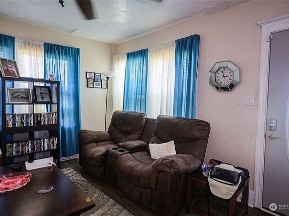 5th image of 2922 Aberdeen Avenue