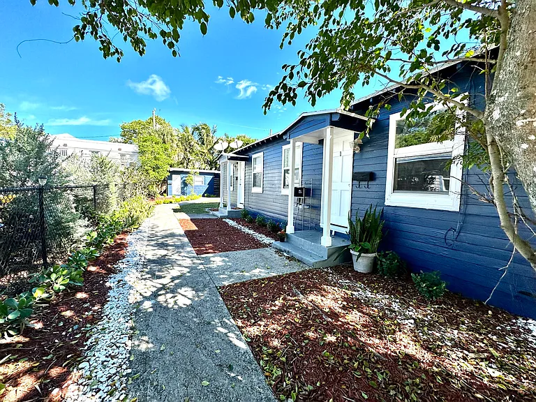 517 Kanuga Dr #3 — Photo 12