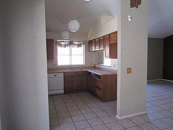 3rd image of 5516 W Desert Cove Ave