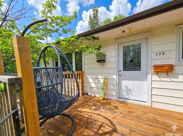 152 5th AVENUE SE, Swift Current, SK S9H 3M7