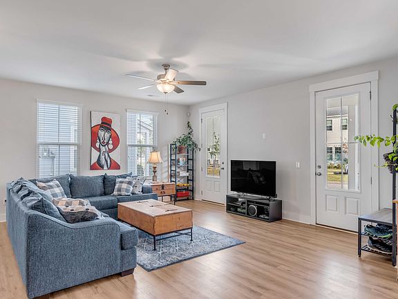 5th image of 4504 Finn Blvd