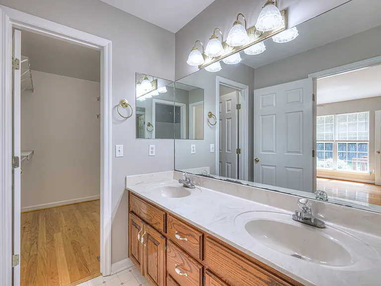 405 Sandi Ct — Photo 20