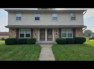 225 Chapel Ter, Burlington, WI 53105