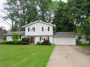 483 Gresham Dr, Akron, OH 44333