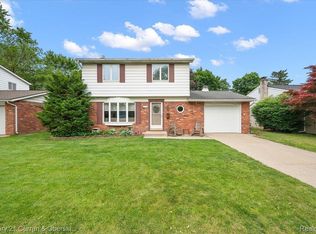 10141 Eckles Rd, Plymouth, MI 48170