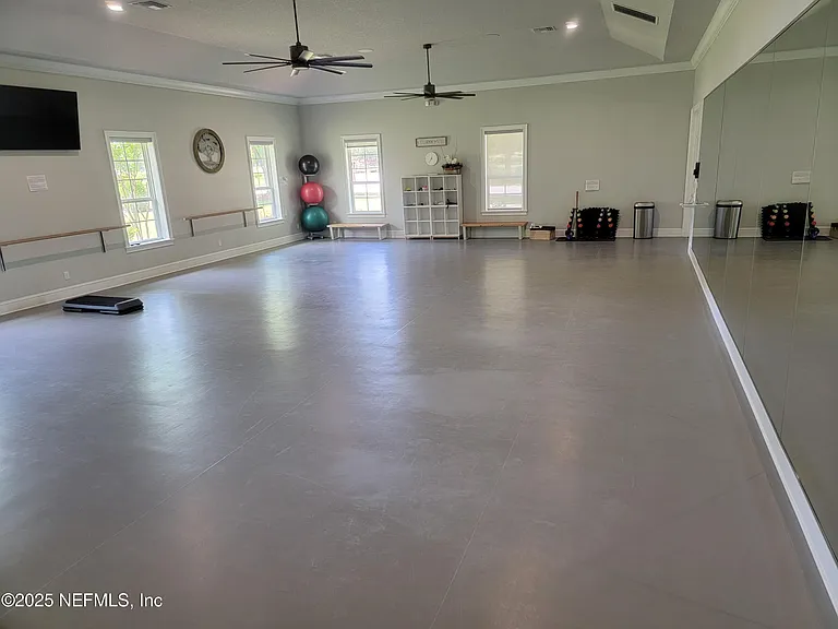 955 Registry Blvd — Photo 60