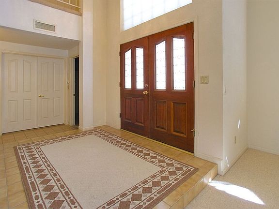 3rd image of 4844 E Aire Libre Ave