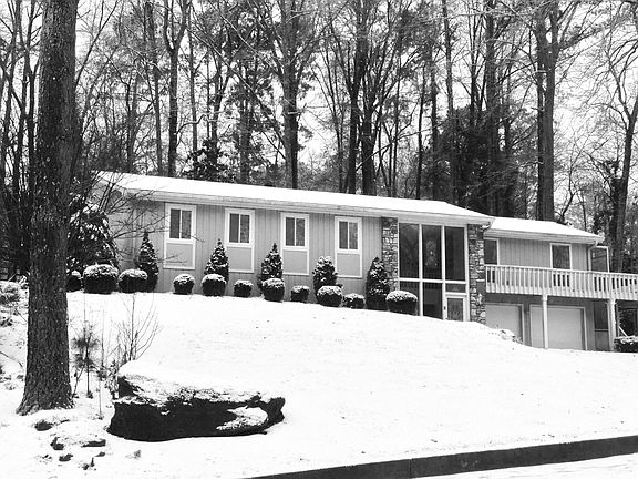 Home Front afte Winter snow