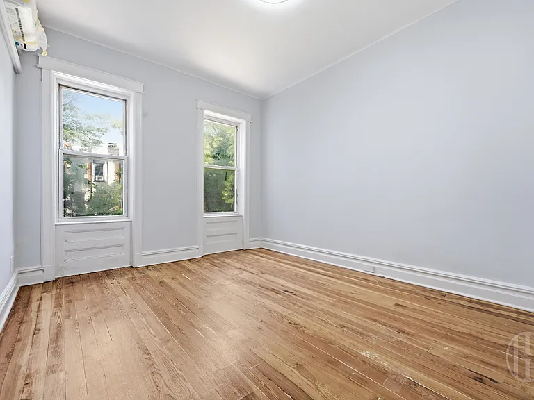 204 E 31st St #2 — Photo 5