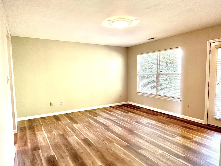 Lea Oak Ct — Photo 19