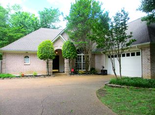 889 Joe Dr, Collierville, TN 38017