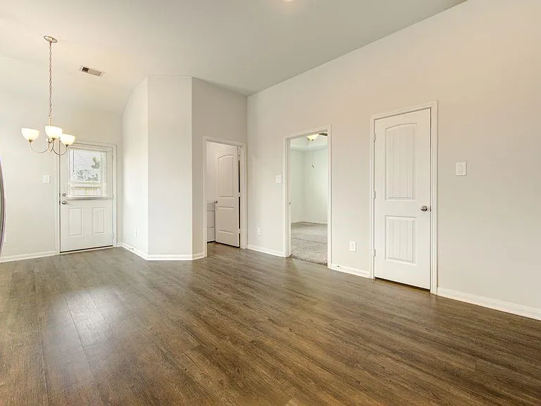 14469 Sugar Pines Dr — Photo 13