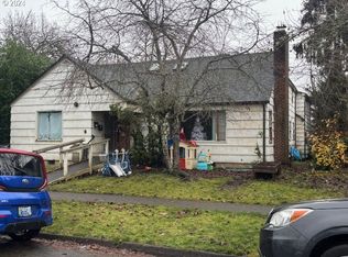 865 G St, Springfield, OR 97477