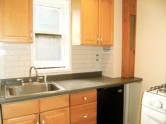 Rented by City Connections Realty | media 31