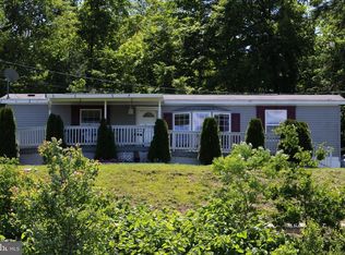 185 Saint Clair Ave, Pottsville, PA 17901