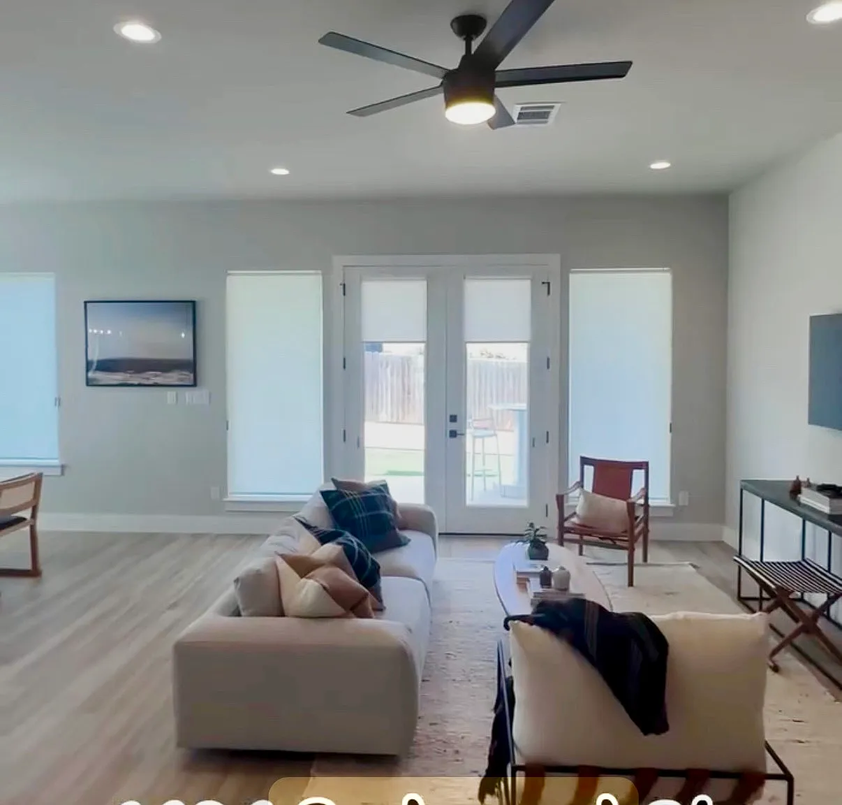 1606 Redwood Ct — Photo 3