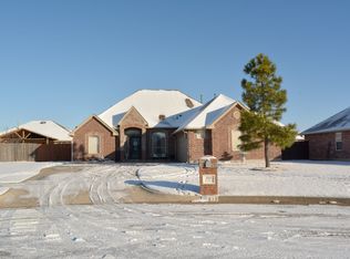 819 Rickwood Cir, Moore, OK 73160